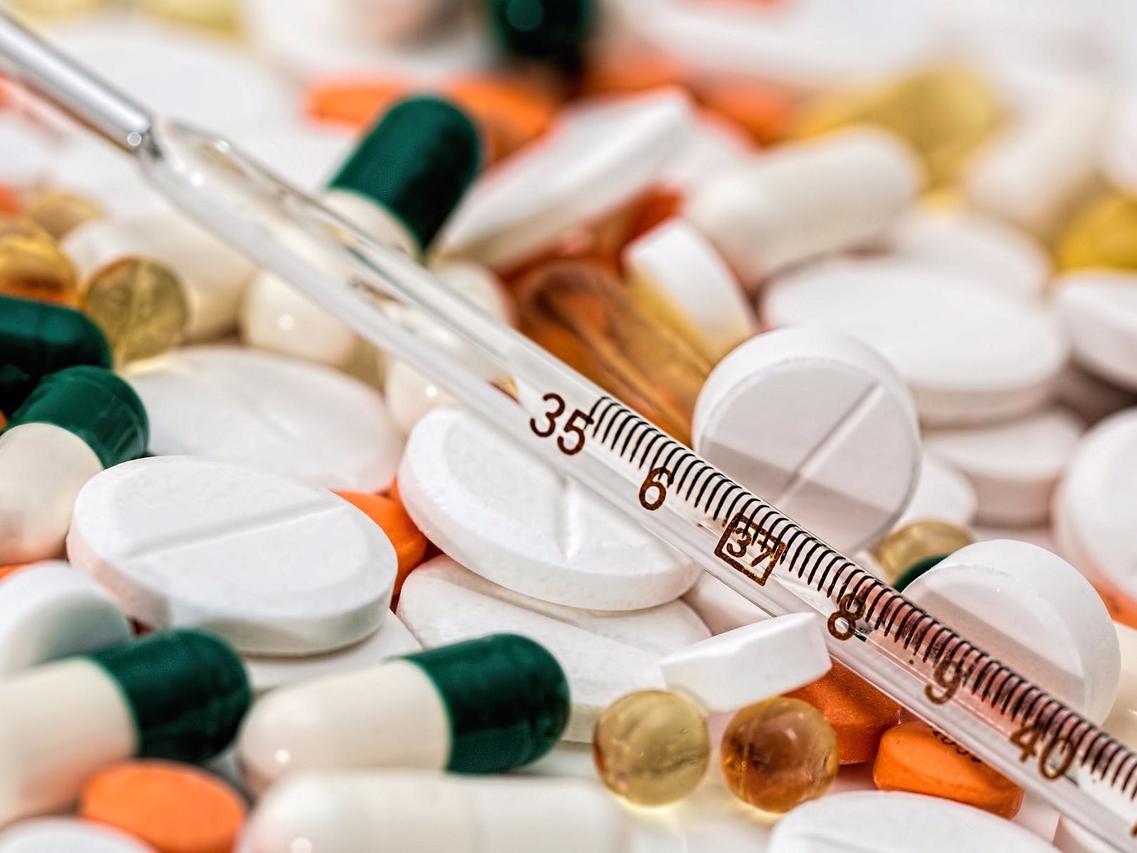  A legal guide to keeping a security clearance after substance abuse treatment or a DUI under Guideline G and H.